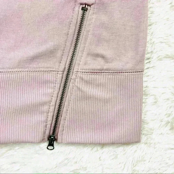 NWT Gaiam Mauve Studio To Street Easy Fit Soft Zip Yoga Top Size XS - Picture 4 of 11